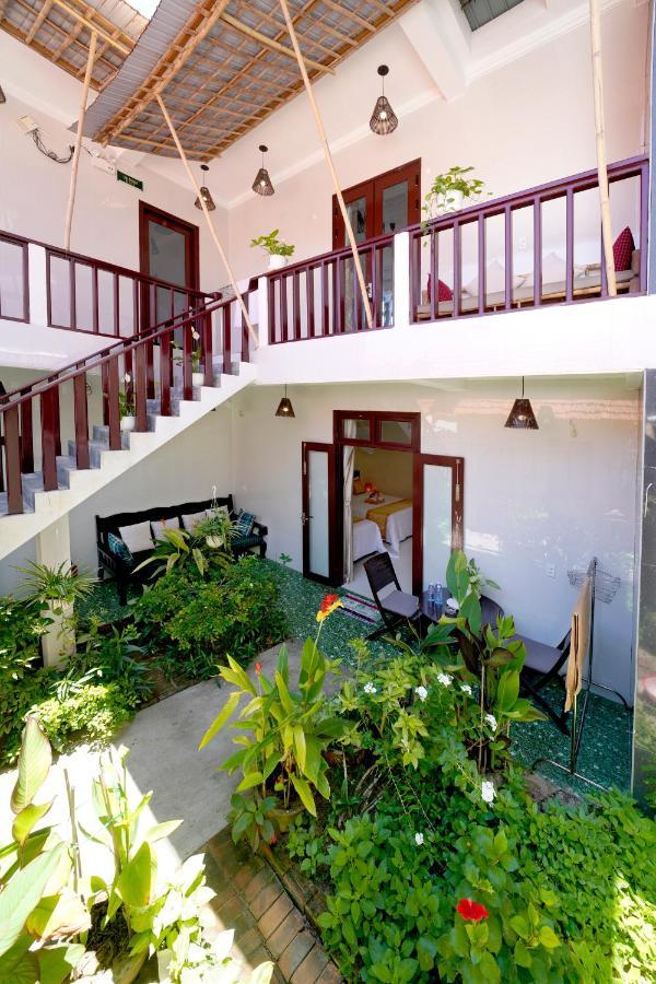 Pink Beach Homestay Хой Ан Екстериор снимка